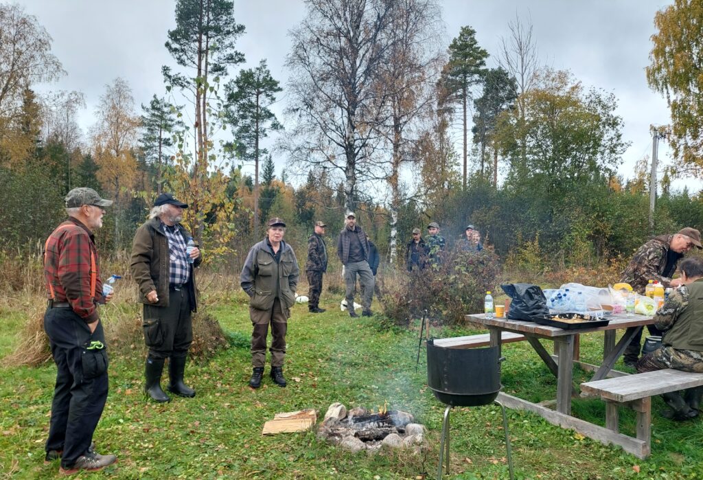 Laxsjömon och provets samlingspunkt
